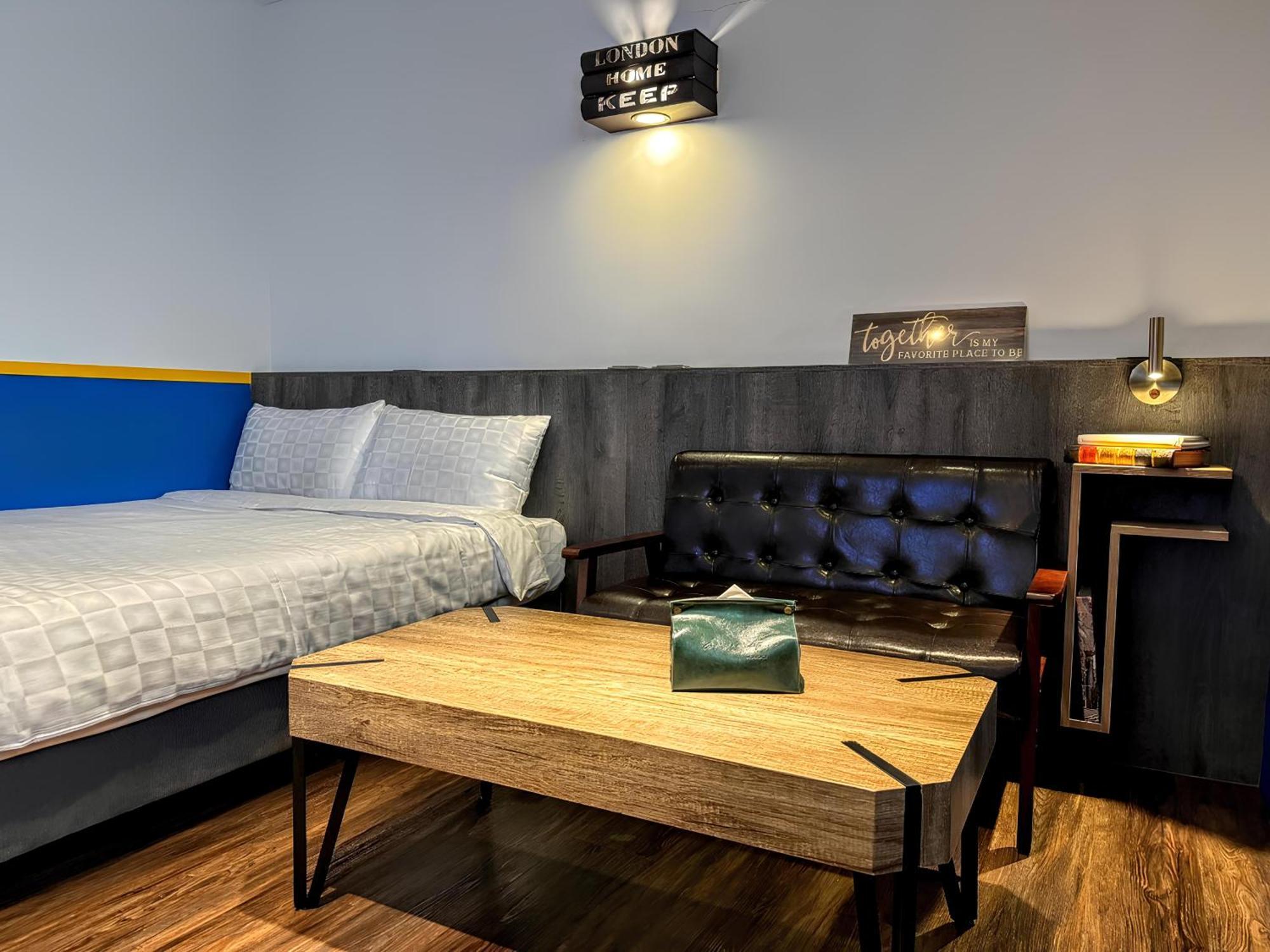 Journey Town Inn 3*